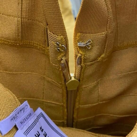 Herve Leger Bodycon Lilou Halter Dress HOI6R627 GOLDEN SUN/S - Picture 15 of 15